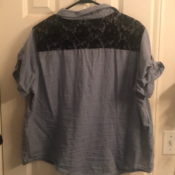 Button up jean shirt - thin - Picture 4 of 4